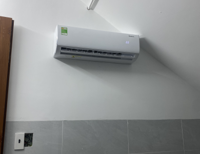 Thi Công 21 Máy Lạnh reetech Cho Phòng Trọ Căn Hộ Cao Cấp