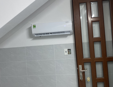 Thi Công 21 Máy Lạnh reetech Cho Phòng Trọ Căn Hộ Cao Cấp
