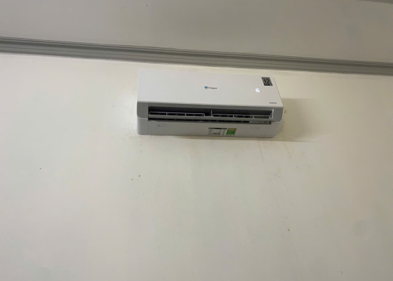 HIỆN TƯỢNG MÁY LẠNH CHẢY NƯỚC NGUYÊN NHÂN VÀ CÁCH KHẮC PHỤC